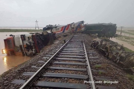 Девять человек пострадали во время железнодорожной аварии в Монголии