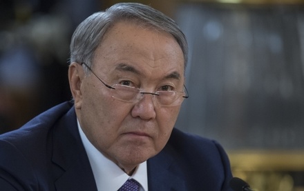 В Казахстане предложили выдвинуть Назарбаева в президенты