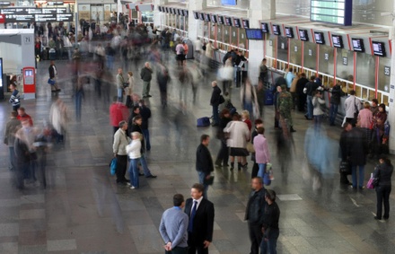 Из зала ожидания Курского вокзала эвакуировали пассажиров из-за угрозы взрыва