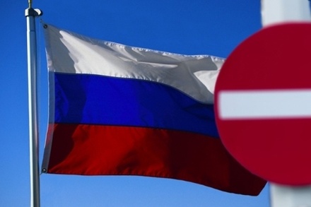 В Москве назвали смехотворными попытки США запугать новыми санкциями