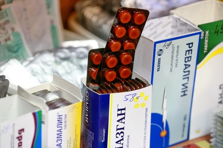Поправки о выпуске иностранных лекарств без лицензии назвали излишними