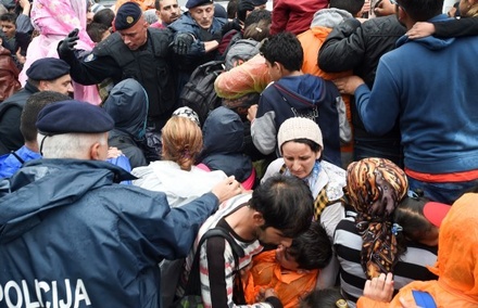 В ЕС связали наплыв беженцев с привлекательностью европейских стран
