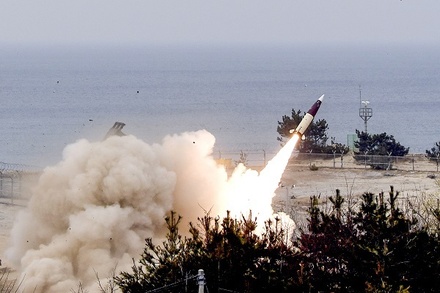 The Washington Post: США пока не будут отправлять Украине ракеты ATACMS
