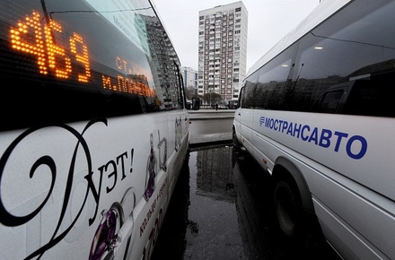 Автобусы «Мострансавто» перевели на работу по фактическому расписанию из-за снегопада и обледенения дорог