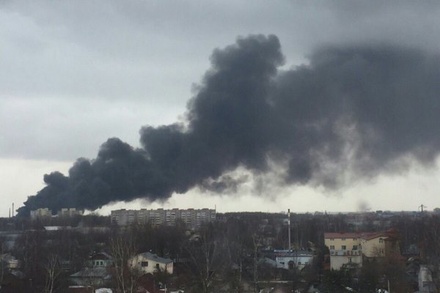 Крупный пожар в цехе по производству перчаток в Иванове локализован