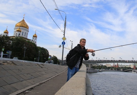 Московские власти назвали всю рыбу в столичных водоёмах несъедобной