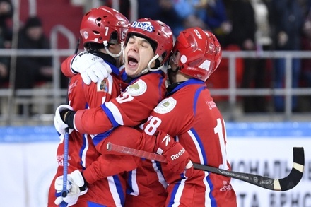 Сборная России по хоккею с мячом стала одиннадцатикратным чемпионом мира