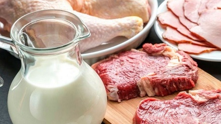 В Белоруссии опровергли сведения о запрете на поставки молока и мяса в Россию
