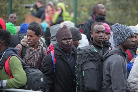В ЕС выступили против создания в третьих странах центров для возврата мигрантов