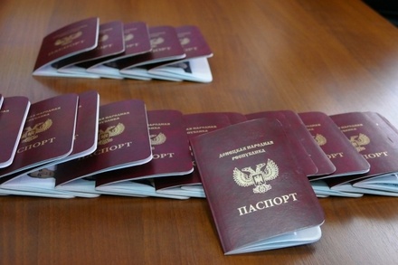 Владимир Путин подписал указ о признании паспортов ДНР и ЛНР