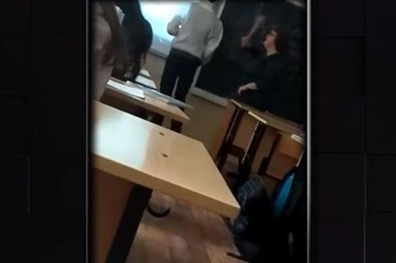 В Туле педагог ударила ученика линейкой на уроке 