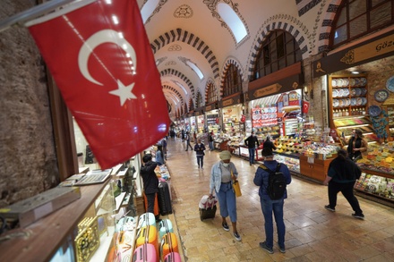 Российские туристы вернутся из Турции и Танзании до 1 мая