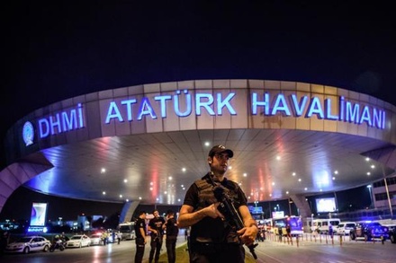 Первый рейс вылетел из стамбульского аэропорта Ататюрка