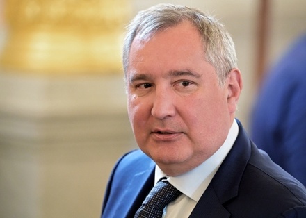 Рогозин призвал не доводить оптимизацию Роскосмоса «до идиотизма»
