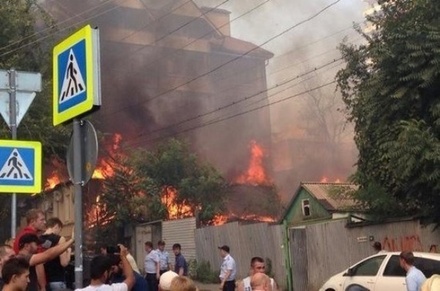 Крупный пожар в Ростове-на-Дону удалось ликвидировать спустя сутки