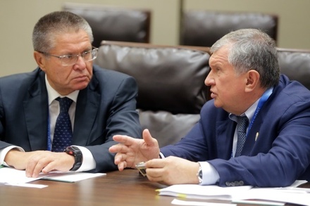 Суд подтвердил привлечение главы «Роснефти» в качестве свидетеля по делу Улюкаева