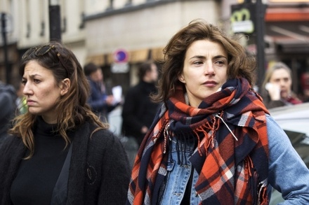 Жители Парижа рассказали о шоковом состоянии горожан после терактов