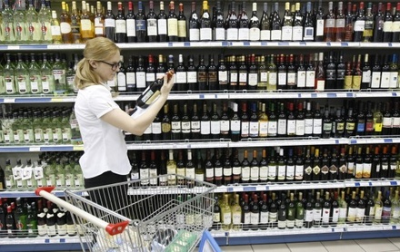 Эксперт рассказал об угрозах рынку из-за запрета на ввоз иностранного виноматериала 