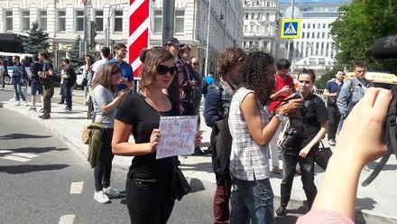 Полиция сообщает об участии в марше «За свободный интернет» 800 человек