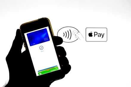 ЦБ: сервисы Apple Pay и Google Pay для карт Visa и Mastercard будут недоступны
