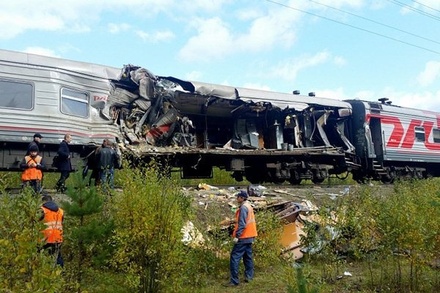 Число пострадавших в ДТП с грузовиком и поездом в Югре достигло 20