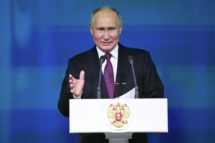 Владимир Путин объяснил снижение расходов на науку инфляцией