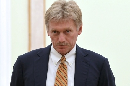 Песков назвал вмешательством в дела России попытки ФБР завербовать Дерипаску