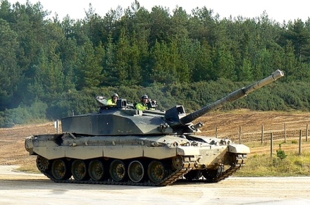 Эксперт назвал блефом заявления Британии о создании конкурента танка «Армата»
