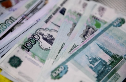 Госдума приняла закон об увеличении МРОТ до 13 895 рублей
