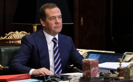 Дмитрий Медведев объяснил свои слова об обязательной вакцинации