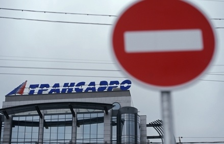 Глава Сбербанка обвинил «Трансаэро» в сокрытии долгов