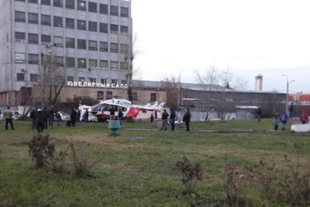 Одного пострадавшего в ДТП с маршруткой в Москве госпитализировали на вертолёте