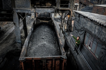 Кабмин Украины ввёл режим ЧП в энергетике из-за блокады поставок угля