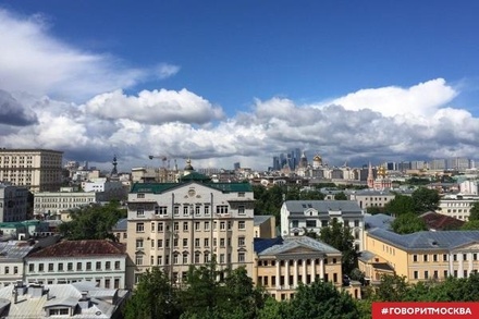 Лето в Москве откладывается до следующих выходных 