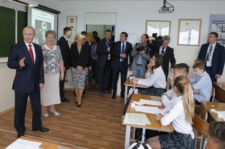 Владимир Путин утвердил дополнительные меры безопасности в школах