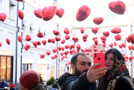 Опрос: День святого Валентина теряет популярность в России