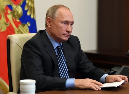 Путин призвал «разоблачать ложь» об употреблении лёгких наркотиков