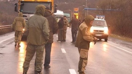 Российские дальнобойщики покидают Украину через Белоруссию