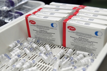 «ЭпиВакКорона» будет доступна для массовой вакцинации в РФ со второй половины марта
