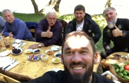 В аппарате Полтавченко объяснили, почему он скандировал лозунг «Ахмат – сила!»