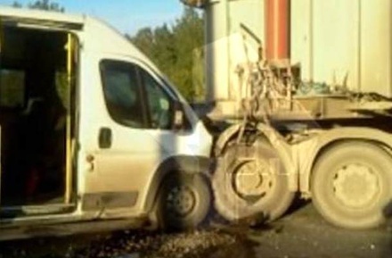 Девять человек пострадали в ДТП с маршруткой в Рязанской области