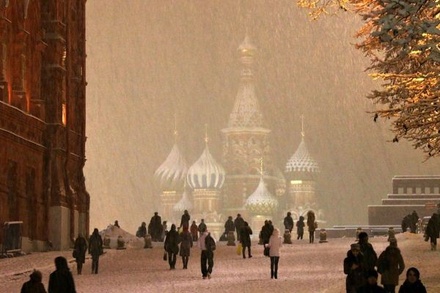 Синоптики пообещали москвичам первый снег в ночь на понедельник