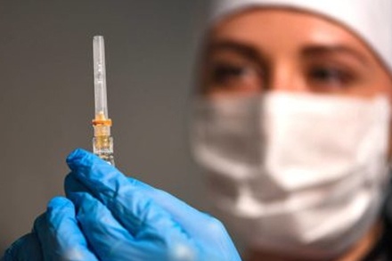 ВОЗ сообщила о рекордном росте случаев коронавируса за сутки