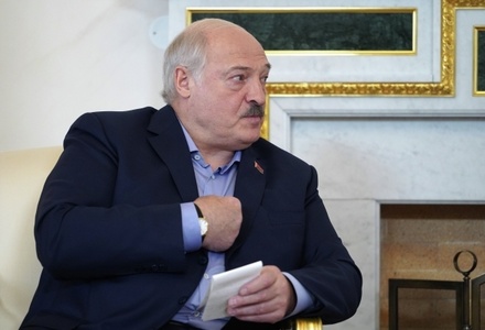 Лукашенко заявил о пересечении армией России границы Украины с территории Белоруссии