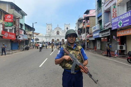 Власти отменили комендантский час на востоке Шри-Ланки после взрывов
