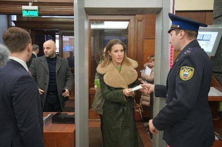 Ксения Собчак подала в ЦИК документы для регистрации кандидатом в президенты