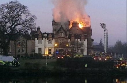 В Шотландии горит пятизвёздочный отель