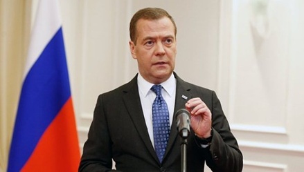 Медведев назвал действия США угрозой для мировой торговой системы