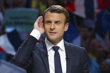 Эммануэль Макрон вырвался вперёд на выборах во Франции