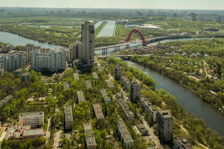 Власти Москвы на день раньше открыли голосование по сносу пятиэтажек